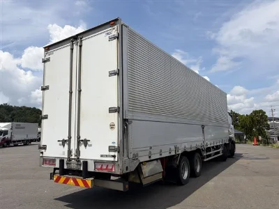 MITSUBISHI FUSO