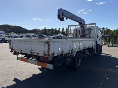 Isuzu Forward