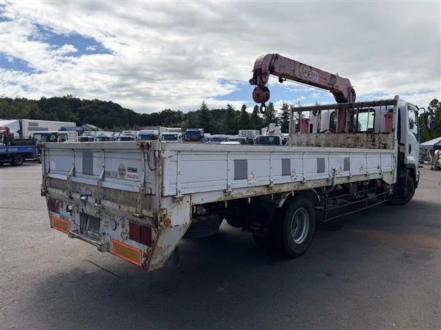 Isuzu Forward  с аукциона в Японии