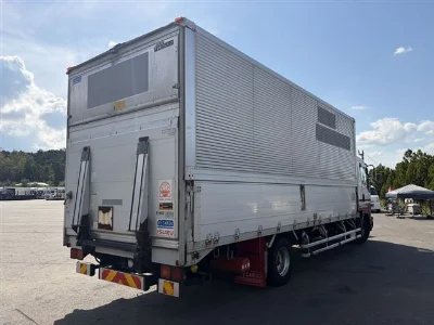 ISUZU FORWARD