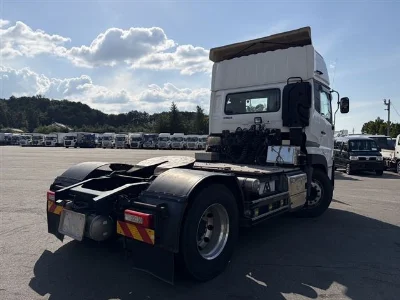 NISSAN UD