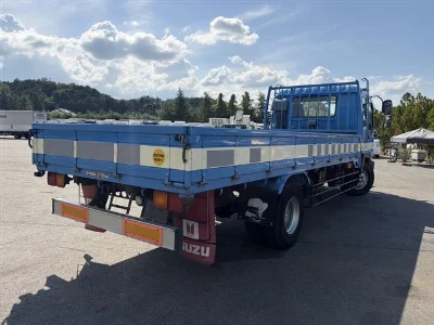 ISUZU FORWARD