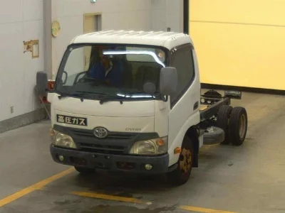 TOYOTA DYNA