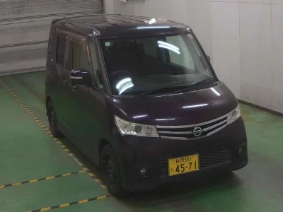 NISSAN ROOX