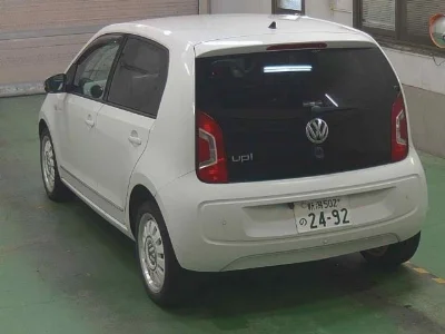 VOLKSWAGEN UP!