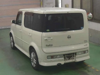 NISSAN CUBE
