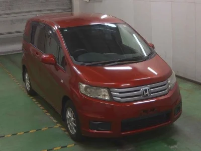 HONDA FREED SPIKE
