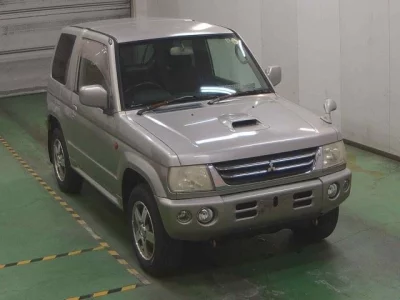 MITSUBISHI PAJERO MINI