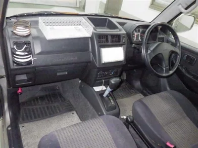 MITSUBISHI PAJERO MINI