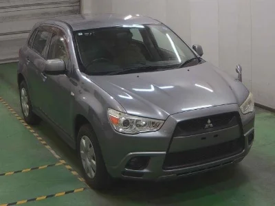 MITSUBISHI RVR