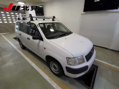 TOYOTA SUCCEED