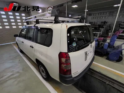 TOYOTA SUCCEED