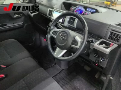 DAIHATSU WAKE