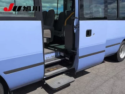 TOYOTA COASTER
