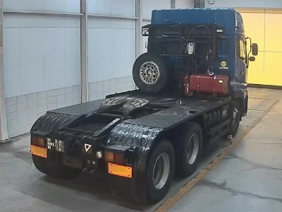 NISSAN UD