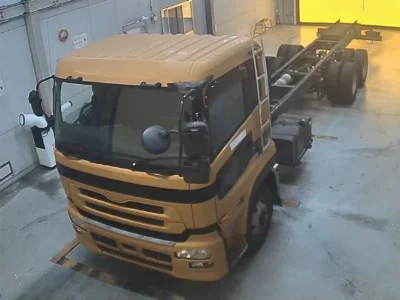NISSAN UD