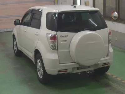 TOYOTA RUSH