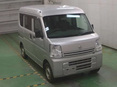 NISSAN CLIPPER VAN