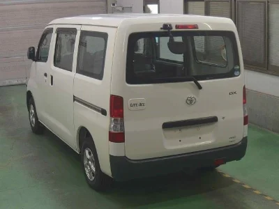 TOYOTA LITE ACE VAN