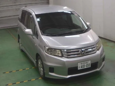 HONDA FREED SPIKE