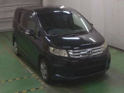 HONDA FREED SPIKE