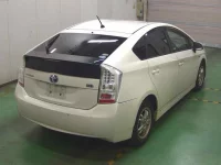 Цена авто Toyota Prius с аукционов Японии, номер кузова ZVW30, пробег 280 000, оценка 6