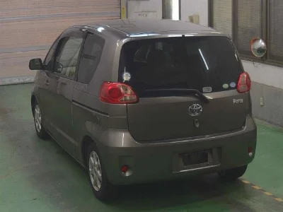 TOYOTA PORTE