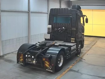 MITSUBISHI FUSO