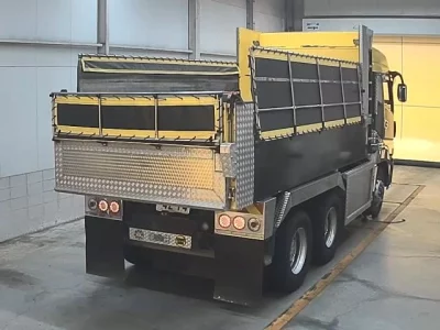 MITSUBISHI FUSO