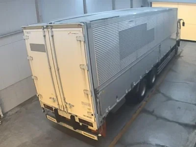 MITSUBISHI FUSO