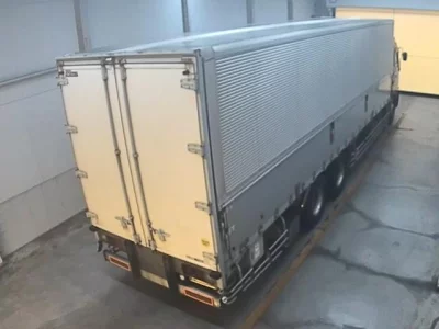 NISSAN UD
