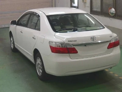 TOYOTA PREMIO
