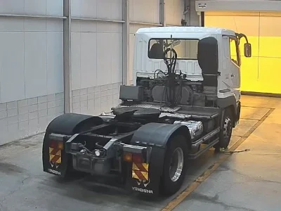 MITSUBISHI FUSO
