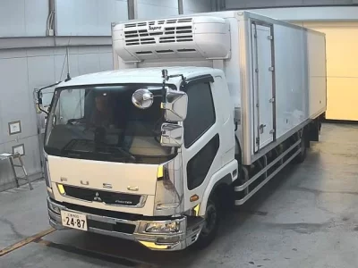 MITSUBISHI FUSO FIGHTER