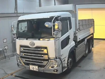 NISSAN UD