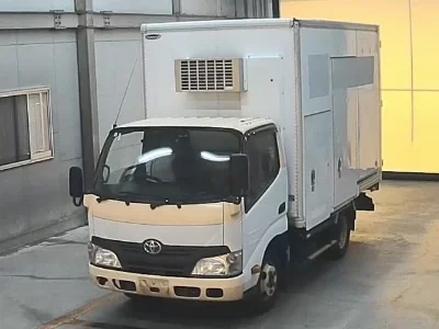 TOYOTA DYNA