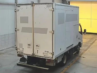 TOYOTA DYNA