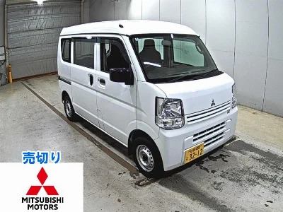 MITSUBISHI MINICAB
