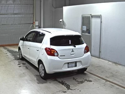 MITSUBISHI MIRAGE