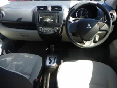 MITSUBISHI MIRAGE