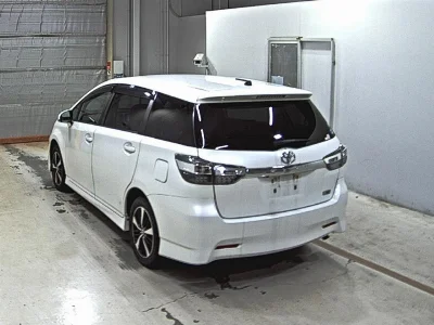 TOYOTA WISH