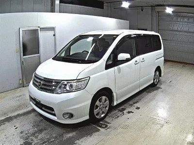 NISSAN SERENA