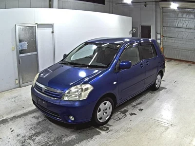 TOYOTA RAUM