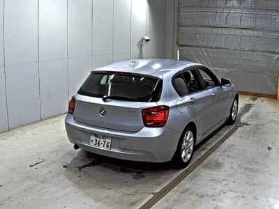 BMW 1 SERIES