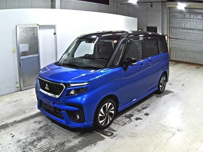 MITSUBISHI DELICA D2