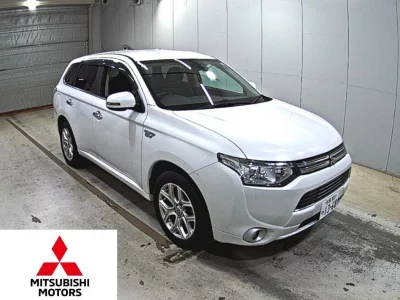 MITSUBISHI OUTLANDER PHEV
