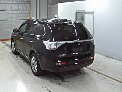 MITSUBISHI OUTLANDER PHEV
