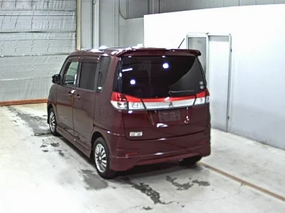 MITSUBISHI DELICA D2