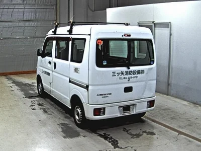 MITSUBISHI MINICAB