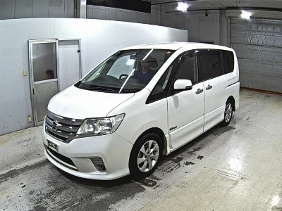 NISSAN SERENA